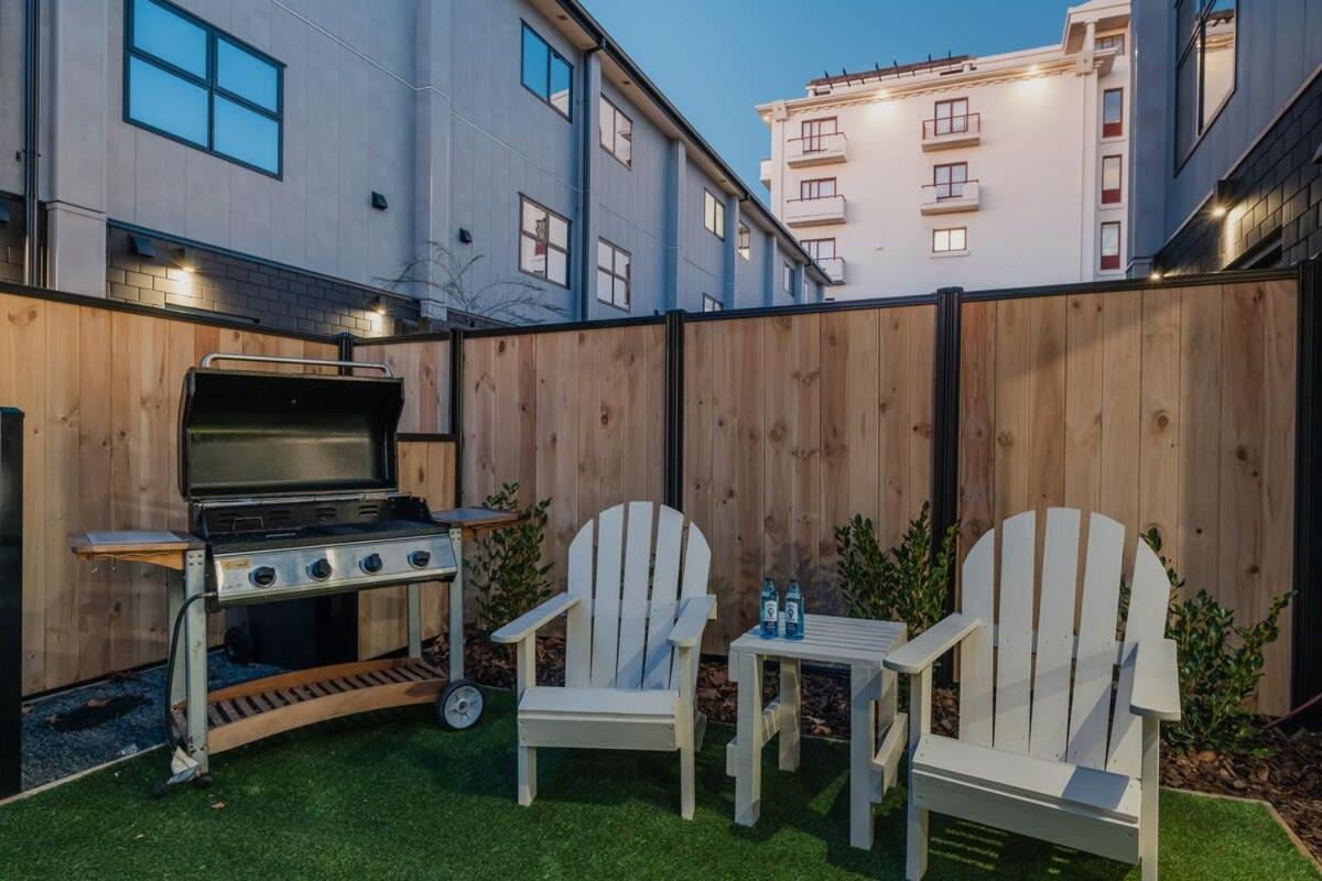 Casino Luxury Suite City Centre - Sleeps 5 Christchurch Exteriör bild