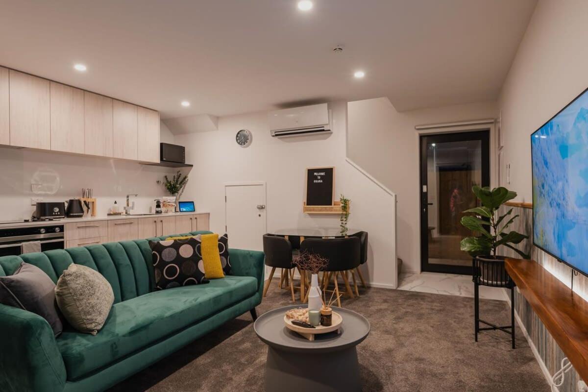 Casino Luxury Suite City Centre - Sleeps 5 Christchurch Exteriör bild